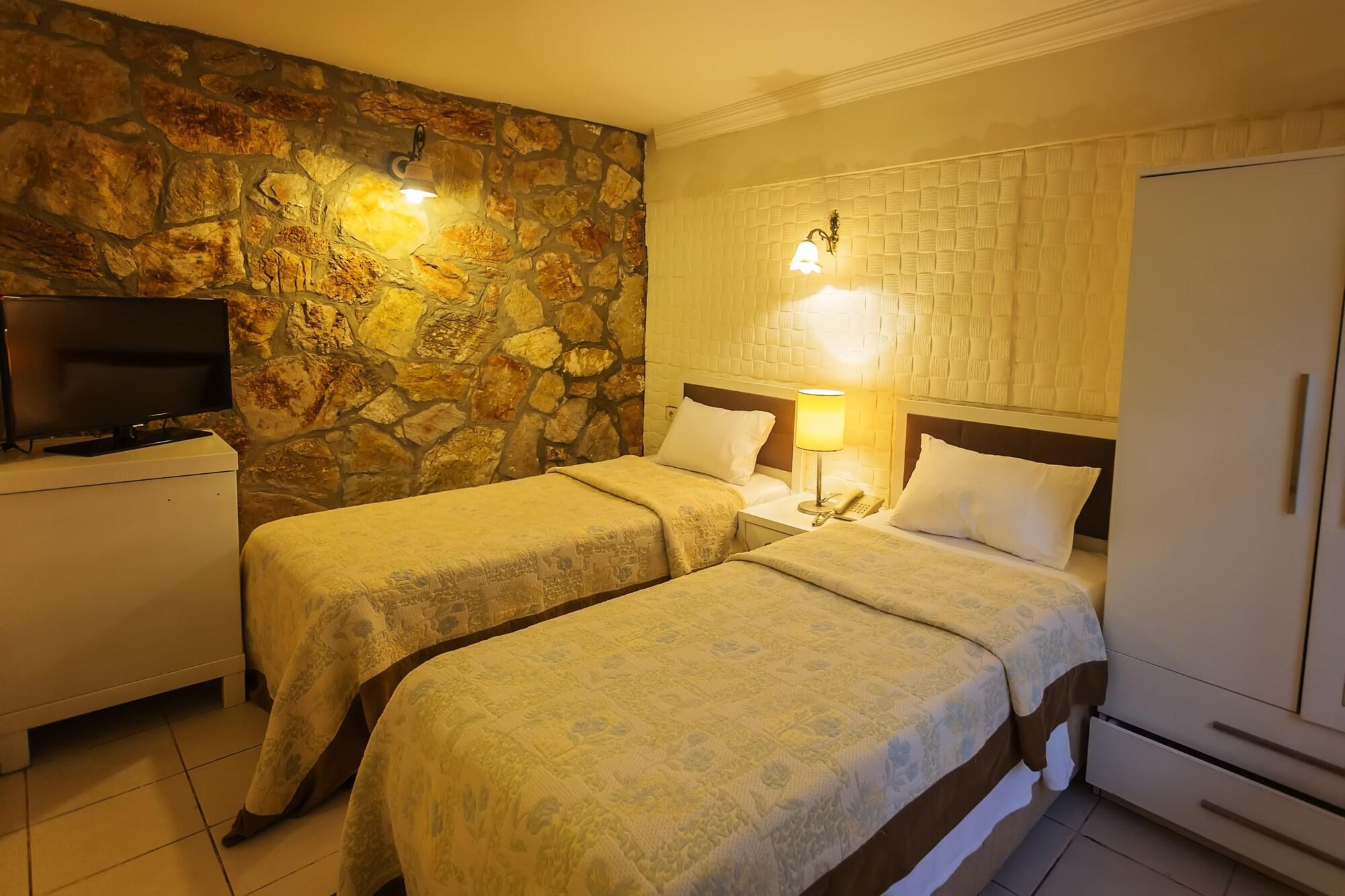 Paradise Garden Hotel โอลลุนเดนิซ ภายนอก รูปภาพ