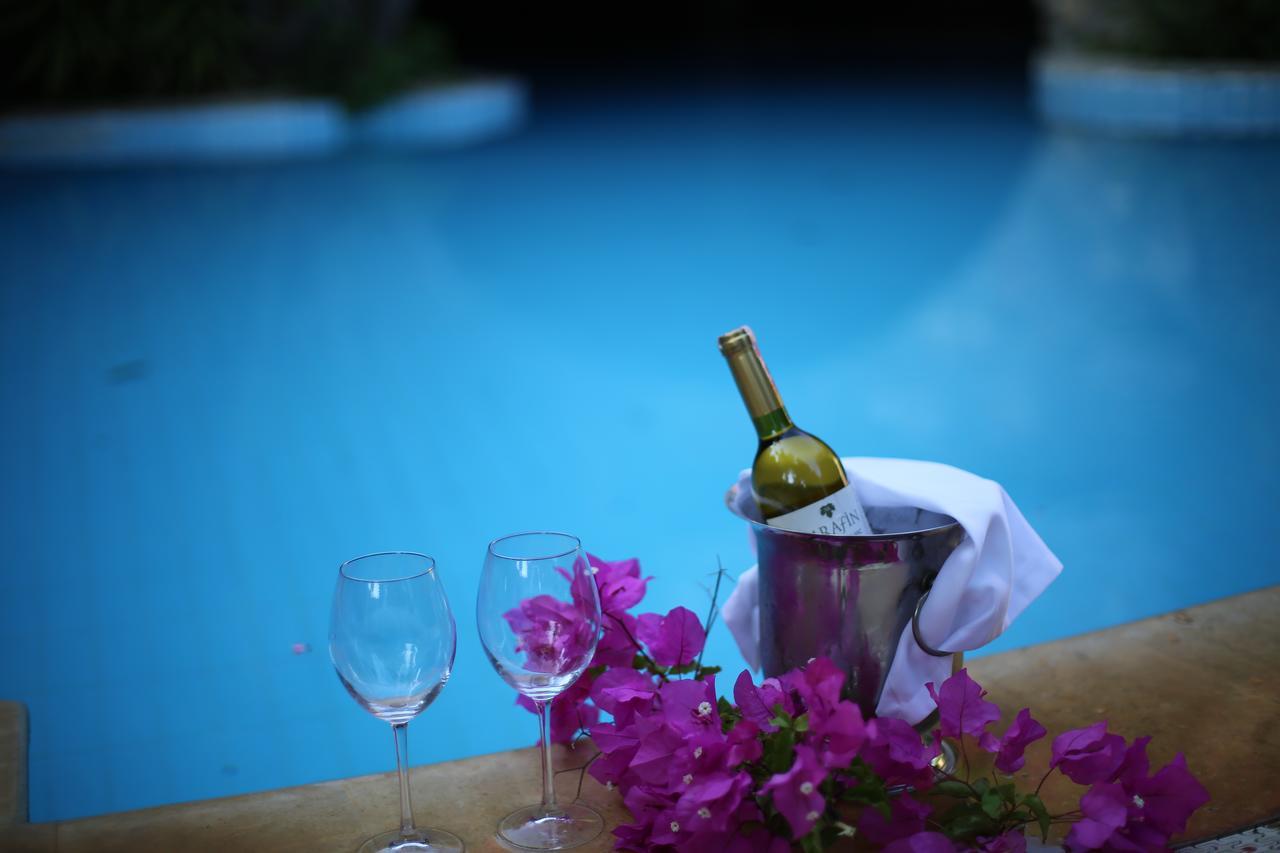 Paradise Garden Hotel โอลลุนเดนิซ ภายนอก รูปภาพ